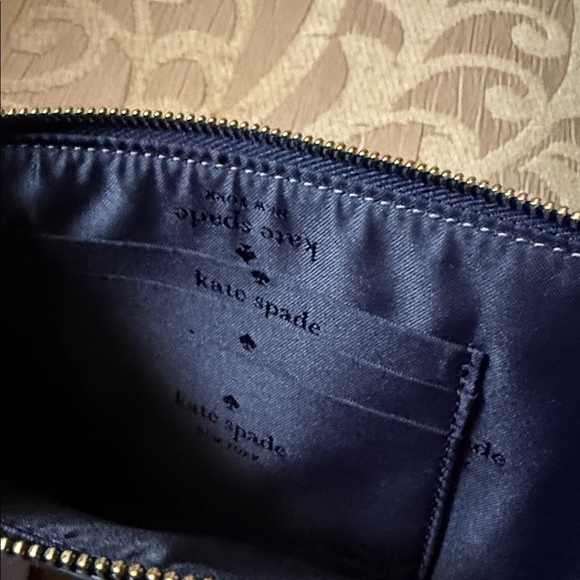 Kate Spade Lucy Vase Floral Medium L Zip Wristlet in blue multi saffiano PVC NWT - Picture 5 of 16